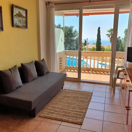 Apartamento Con Vistas Y Piscina En Salou!